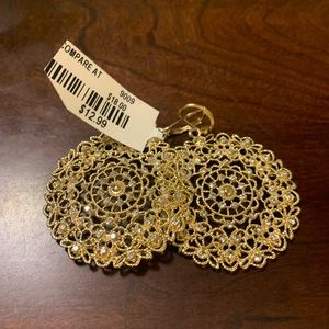 Beautiful round intricately designed for luxe wear